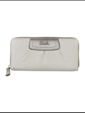 Brand New - Coach Women's Cream Zip-Around Leather Wallet with Silver Trim